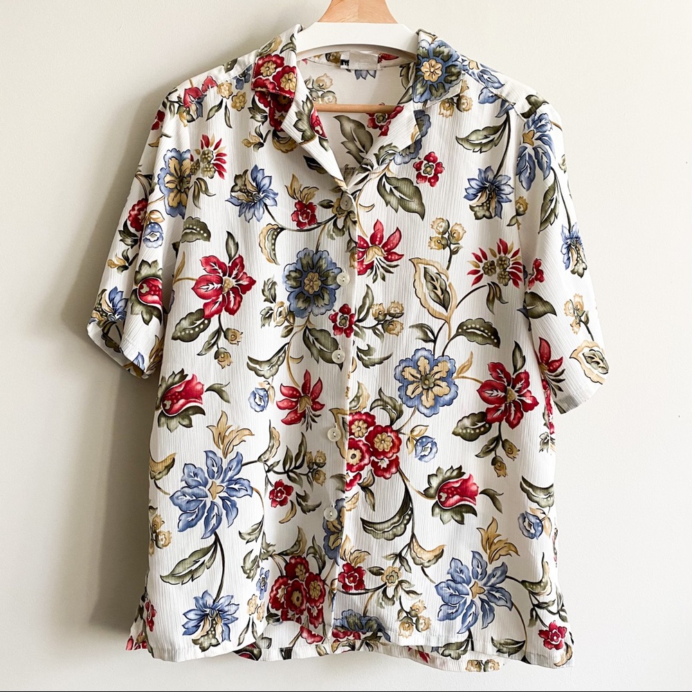VINTAGE BonWorth Short Sleeve Flowy Floral Blouse